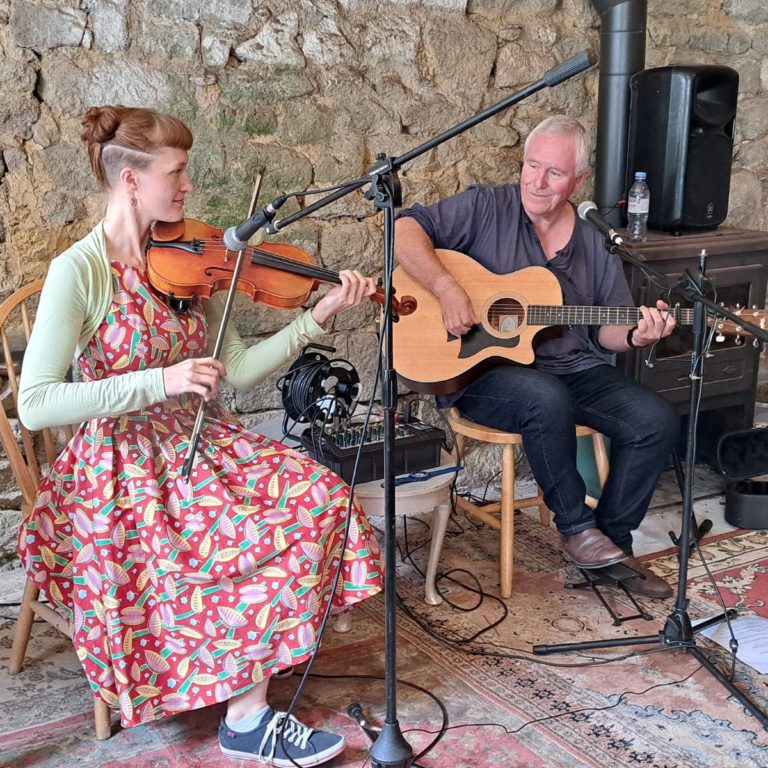 Ouverts aux amateurs de musique Irlandaise !